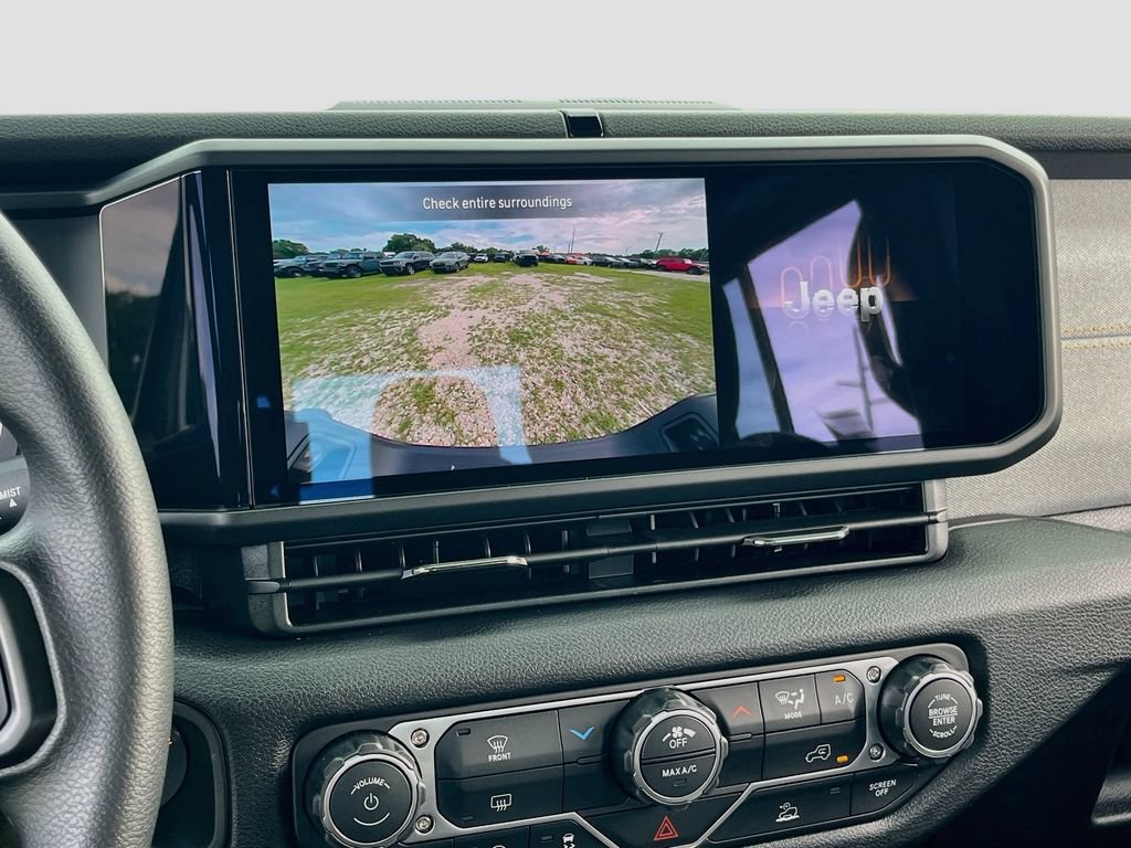 New 2026 Jeep Gladiator Sport AWD/4WD image 13