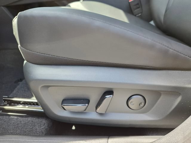 New 2026 Nissan Rogue Dark Armor FWD image 8