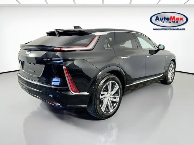 Used 2024 Cadillac Lyriq Tech image 2