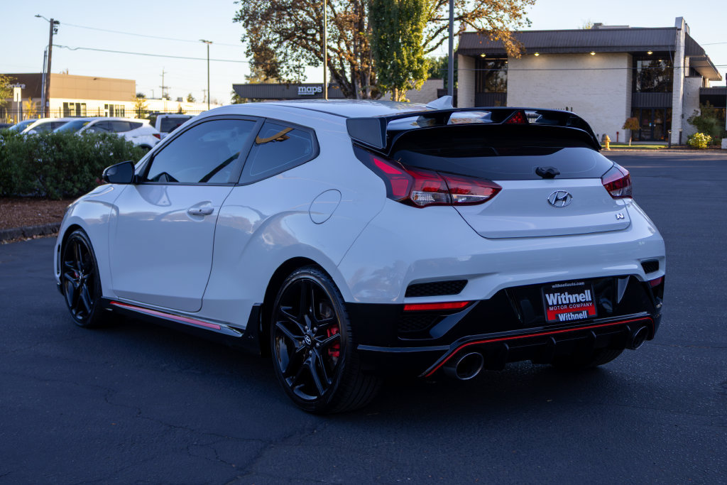 Used 2020 Hyundai Veloster N w/ Performance Package FWD image 9
