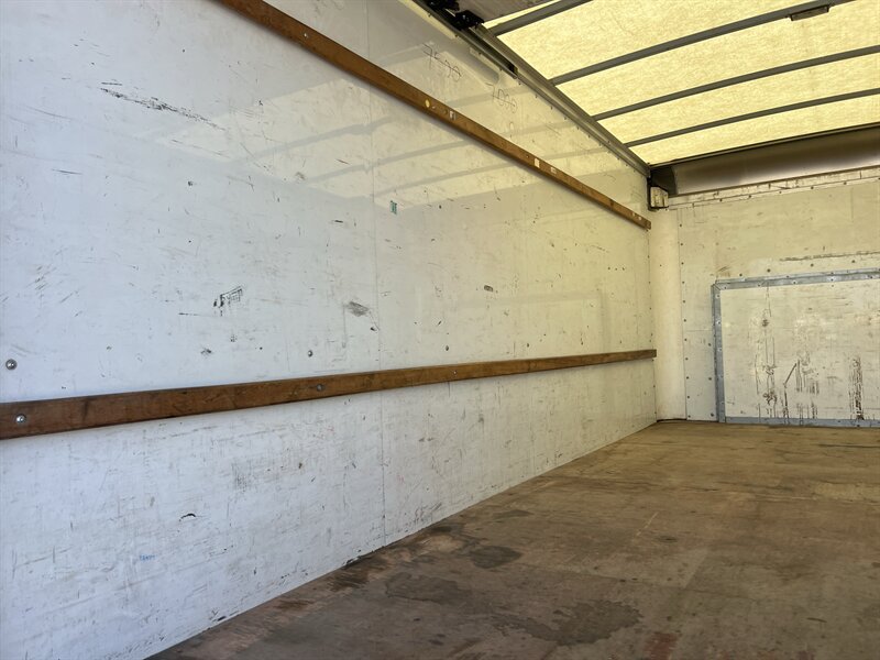 Used 2022 Ford E-350 and Econoline 350 Super Duty RWD image 10