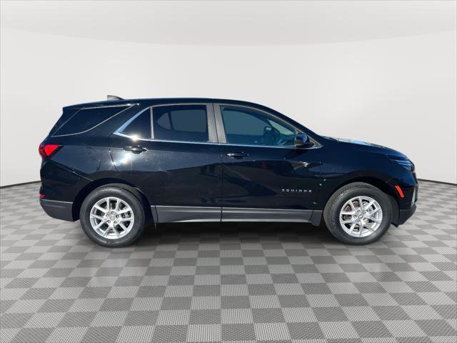 Used 2023 Chevrolet Equinox LT image 3