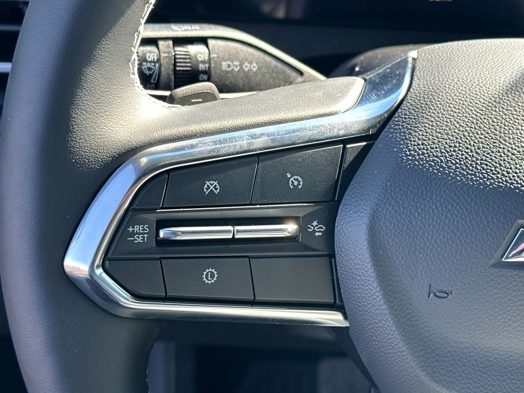 New 2026 Chevrolet Traverse LT w/ Driver Confidence Package image 19