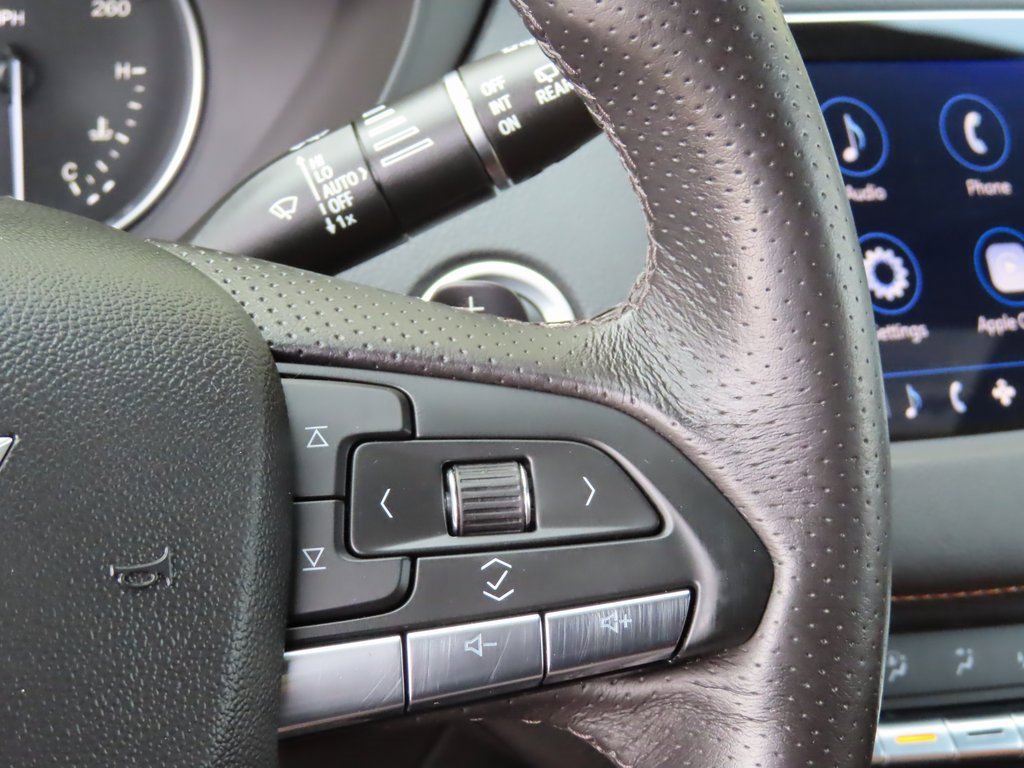 Used 2023 Cadillac XT4 Sport image 22