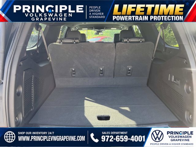 Used 2023 Chevrolet Suburban Premier AWD/4WD image 27