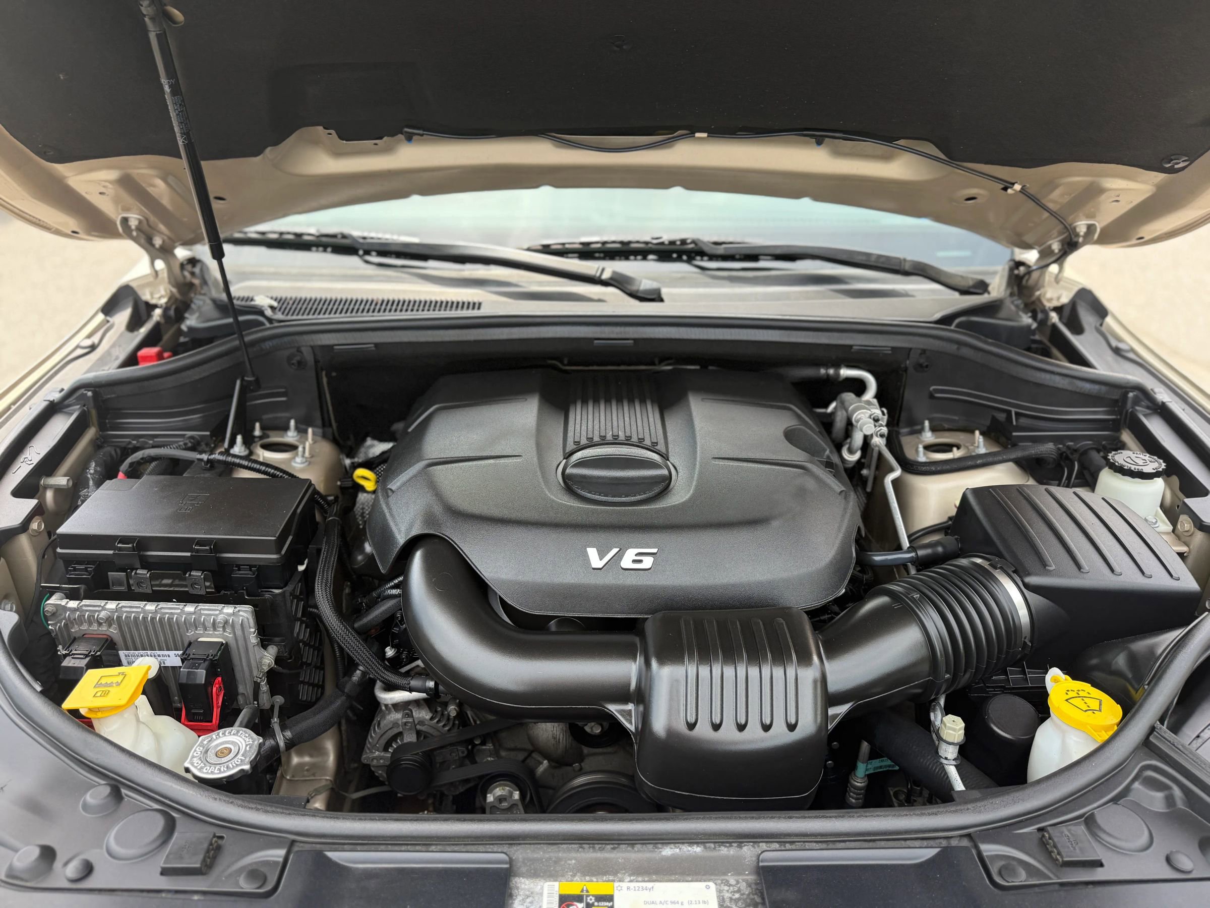 Used 2015 Dodge Durango SXT w/ Quick Order Package 23B AWD/4WD image 11