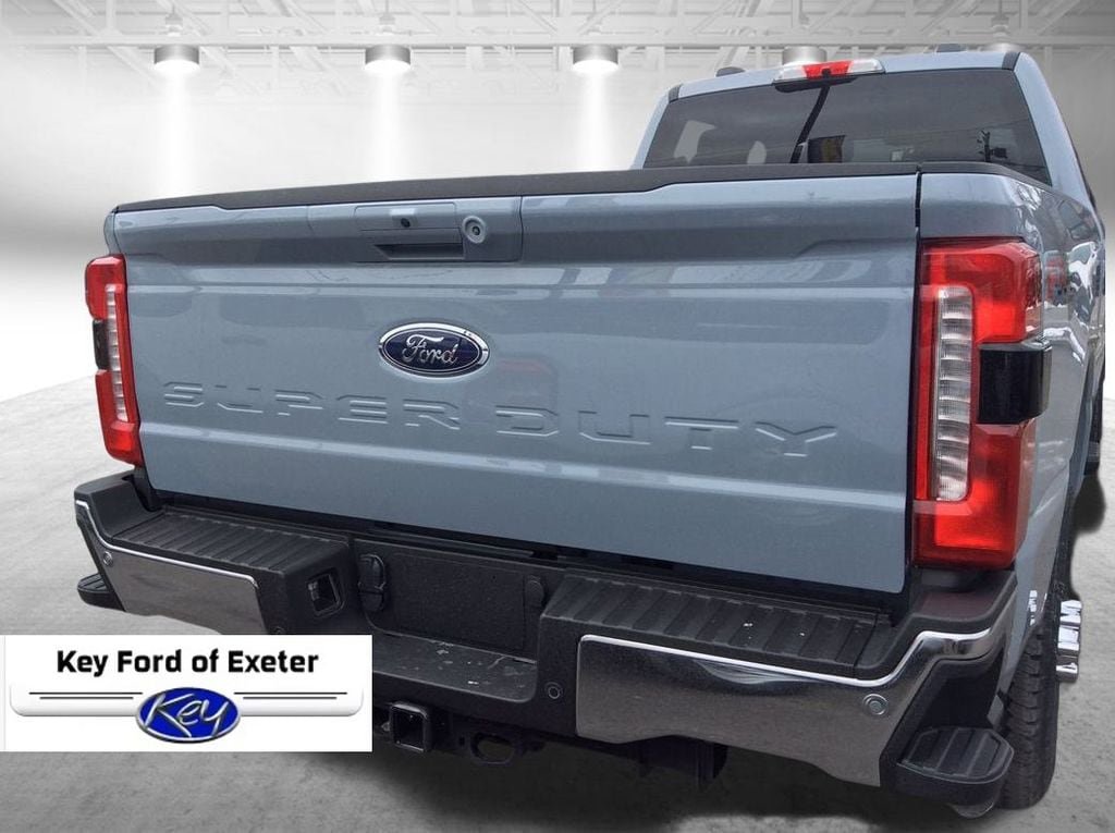 New 2026 Ford F350 Lariat w/ FX4 Off-Road Package image 15