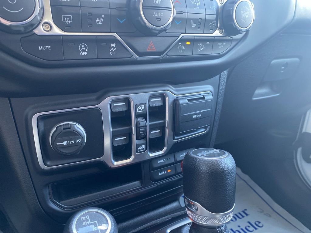 Certified 2020 Jeep Wrangler Unlimited Sahara image 25