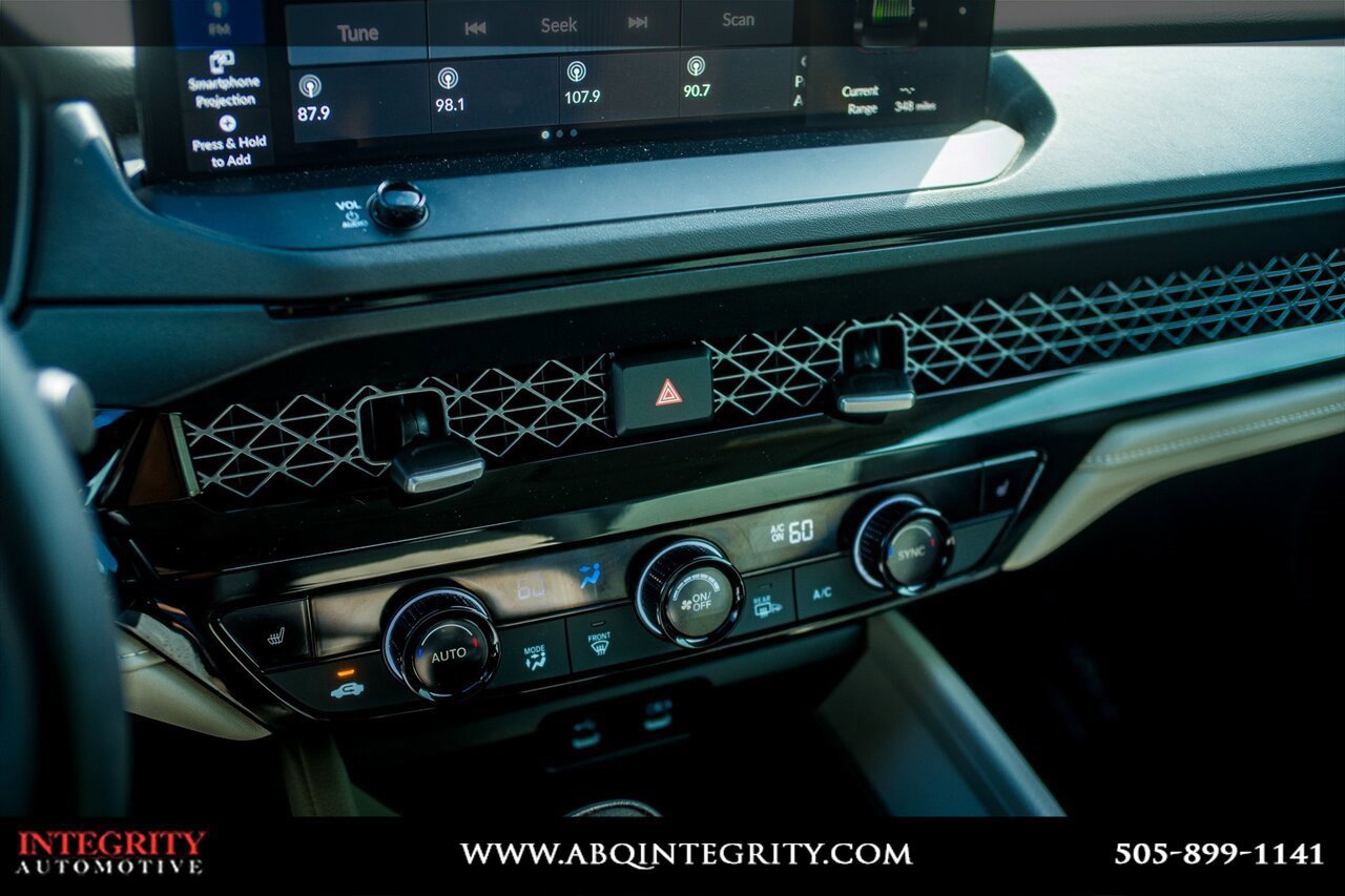 Used 2023 Honda Accord EX-L image 17