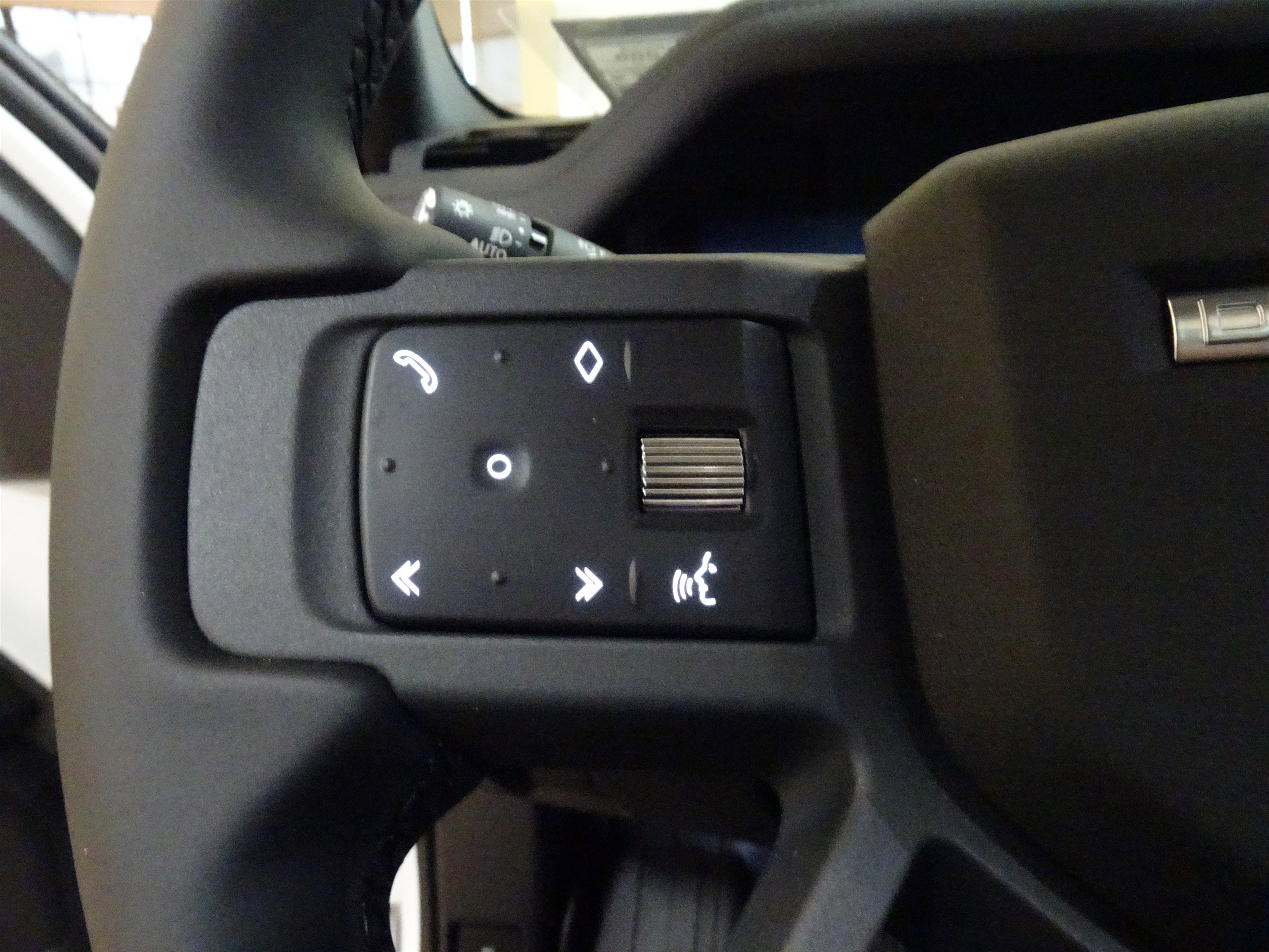 New 2026 Land Rover Defender 110 S image 26