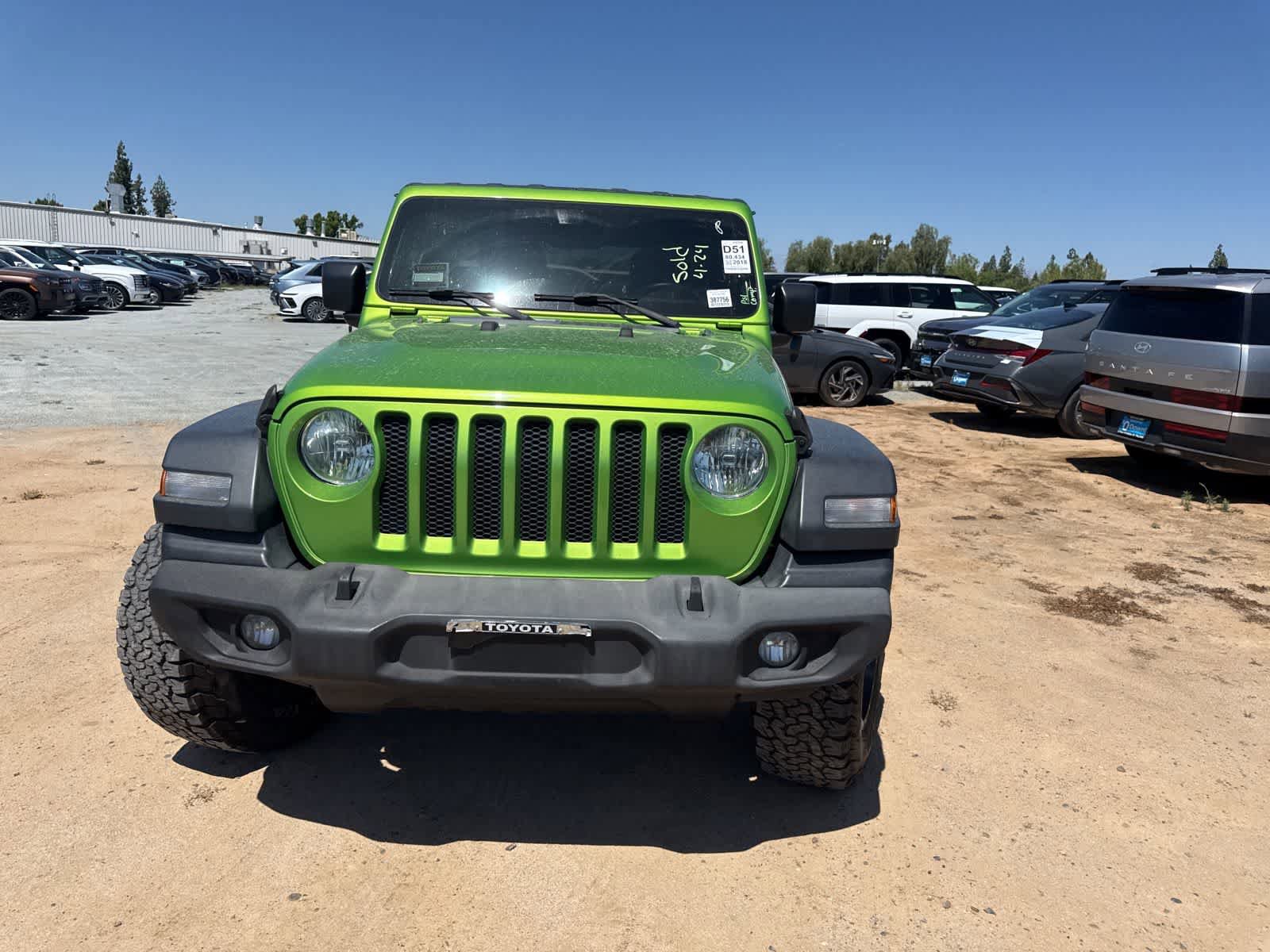 Used 2018 Jeep Wrangler Unlimited Sport S AWD/4WD video 2