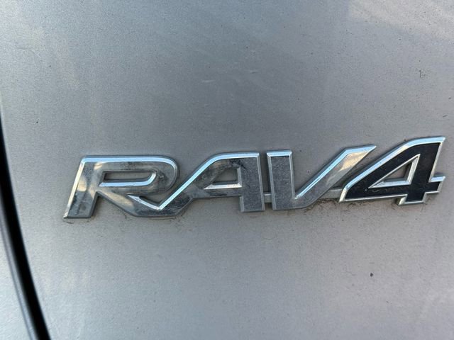 Used 2019 Toyota RAV4 XLE image 11