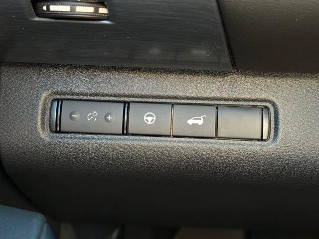 New 2026 Nissan Pathfinder Rock Creek AWD/4WD image 25