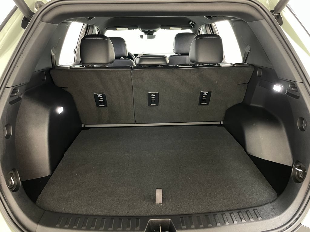 Used 2025 Chevrolet Equinox LT w/ Convenience Package II FWD image 41