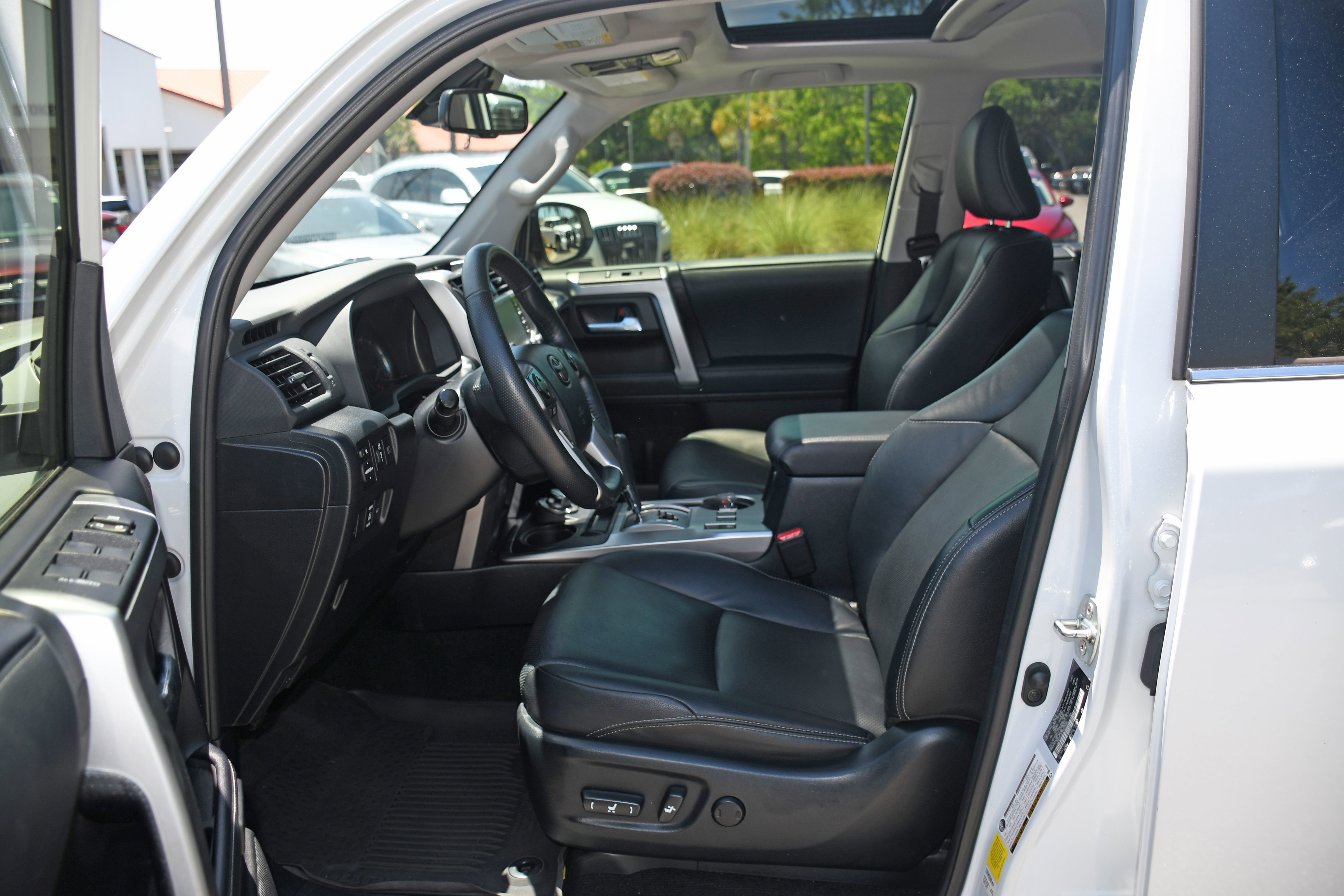 Certified 2024 Toyota 4Runner Limited AWD/4WD image 7