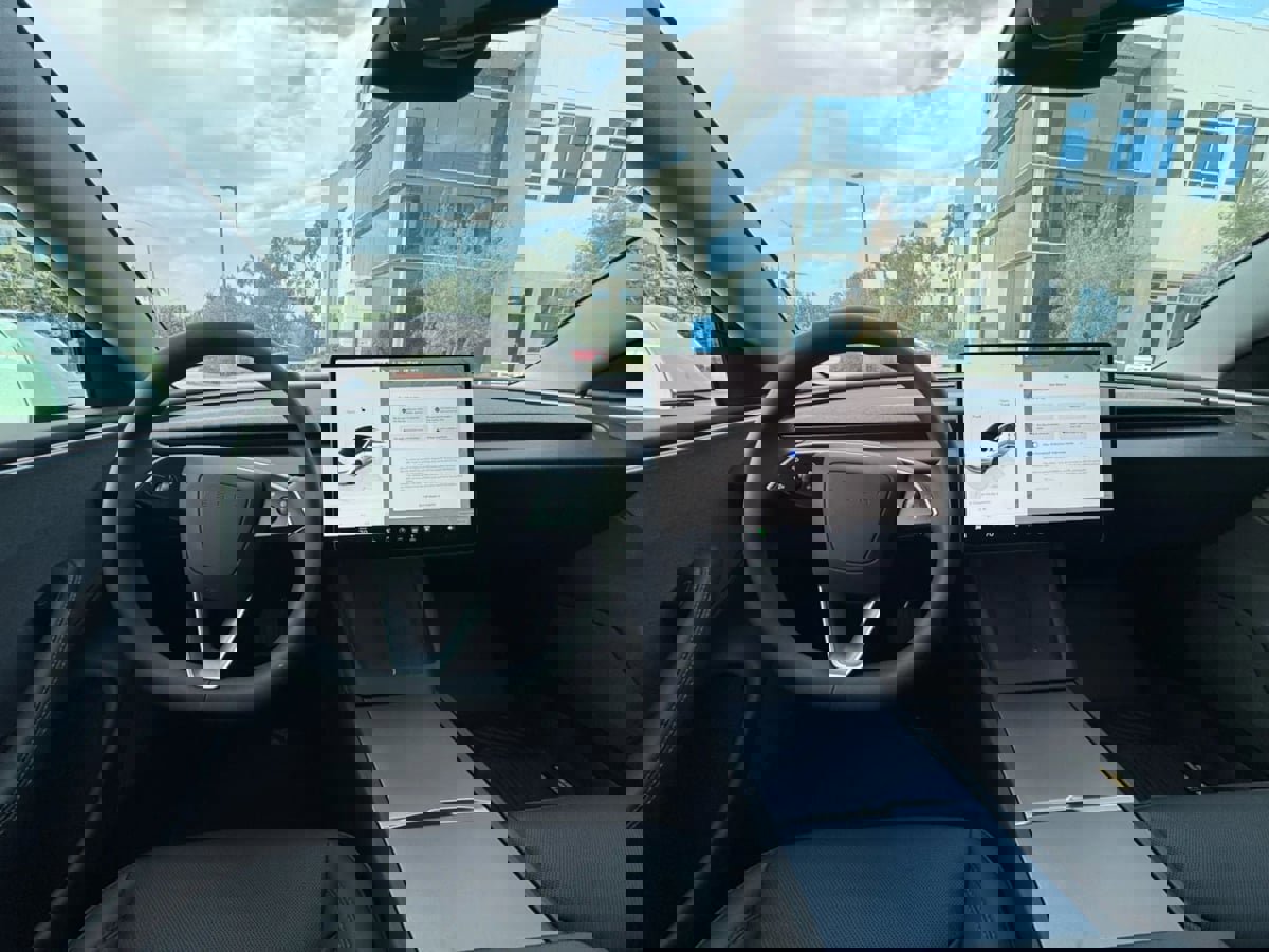 Used 2024 Tesla Model 3 Long Range image 15