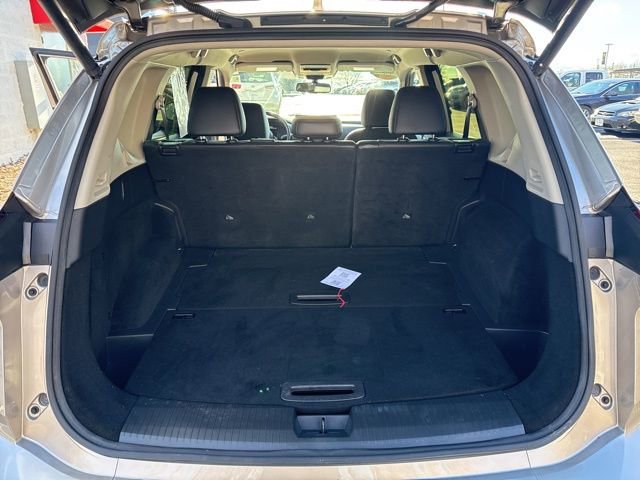 Used 2024 Nissan Rogue SL image 16