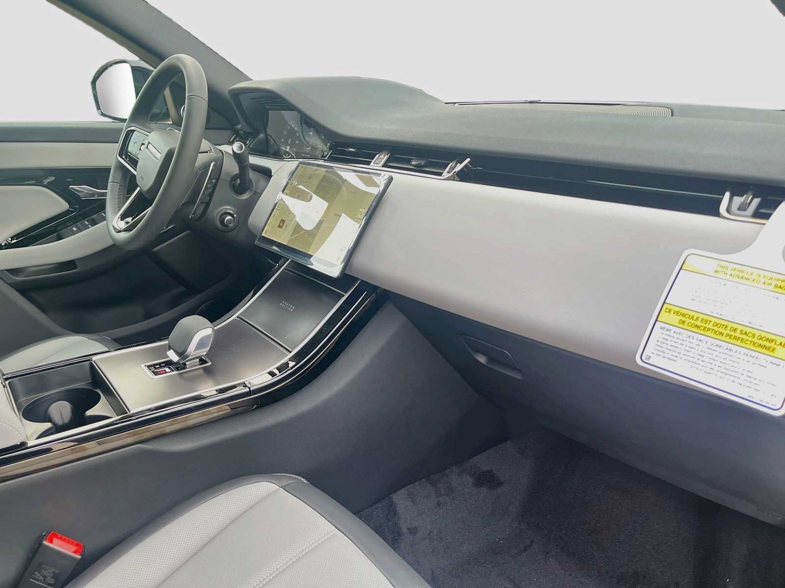 New 2026 Land Rover Range Rover Evoque Hoxton AWD/4WD image 8