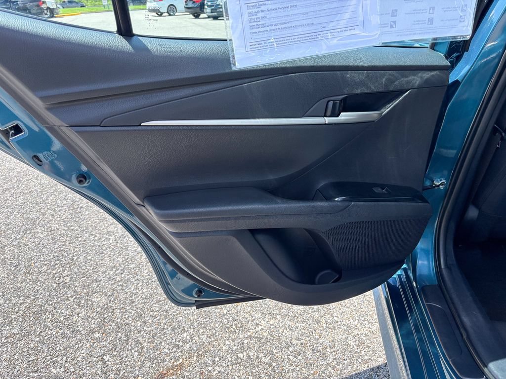 Used 2025 Toyota Camry SE FWD image 42
