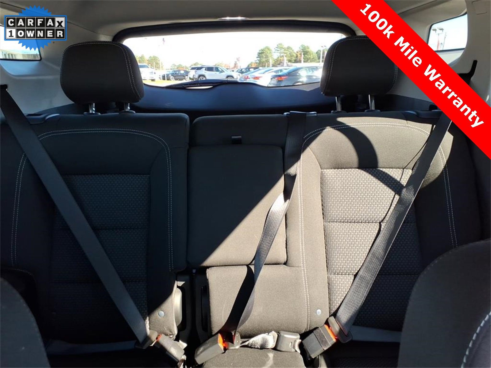 Used 2023 GMC Terrain SLE w/ Driver Convenience Package image 18