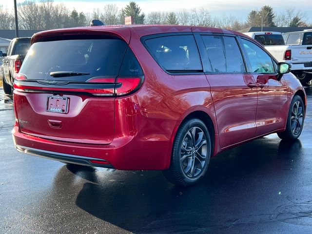 New 2026 Chrysler Pacifica Select image 45