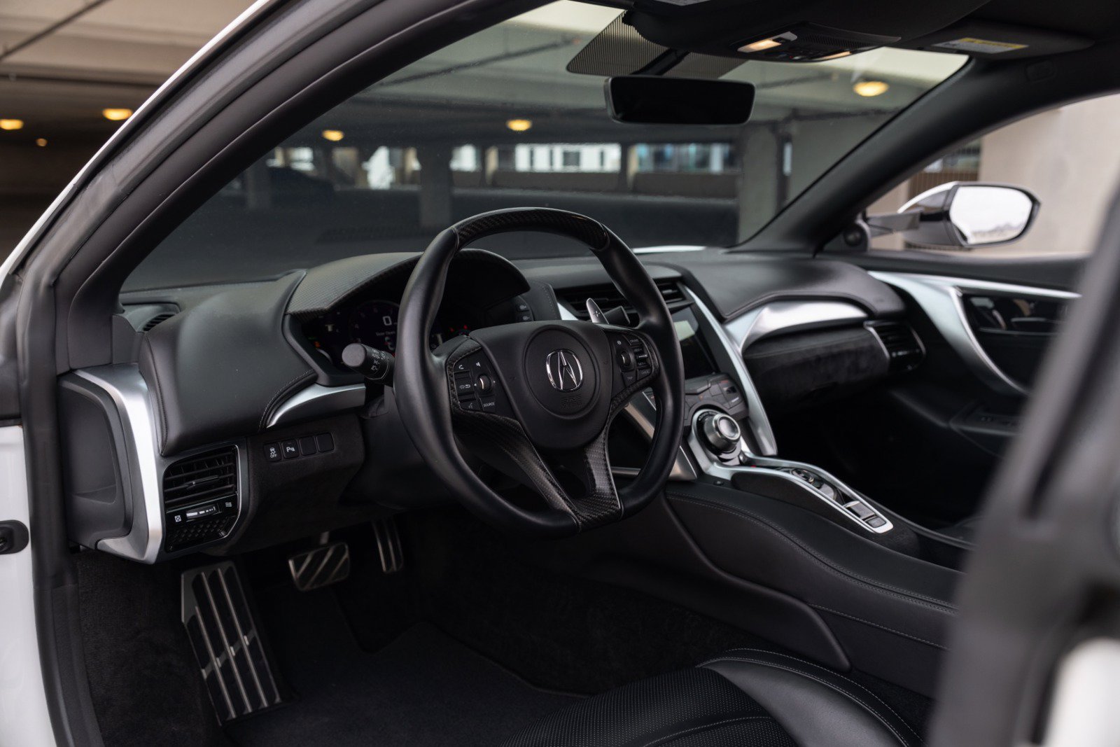 Used 2017 Acura NSX AWD/4WD image 2