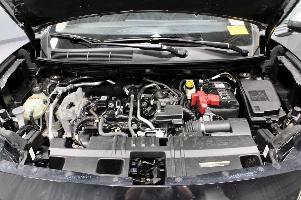 Certified 2025 Nissan Kicks SV AWD/4WD image 16