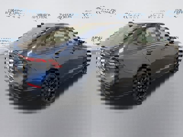 New 2025 Honda Accord SE image 5