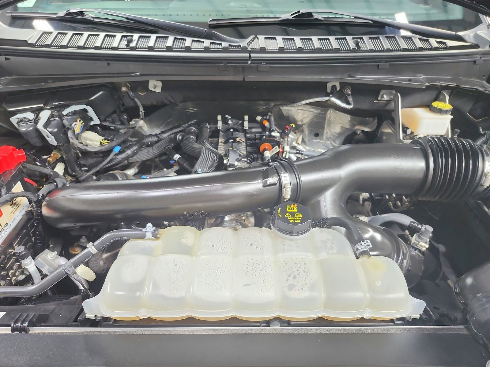 Used 2024 Ford Expedition Limited image 20