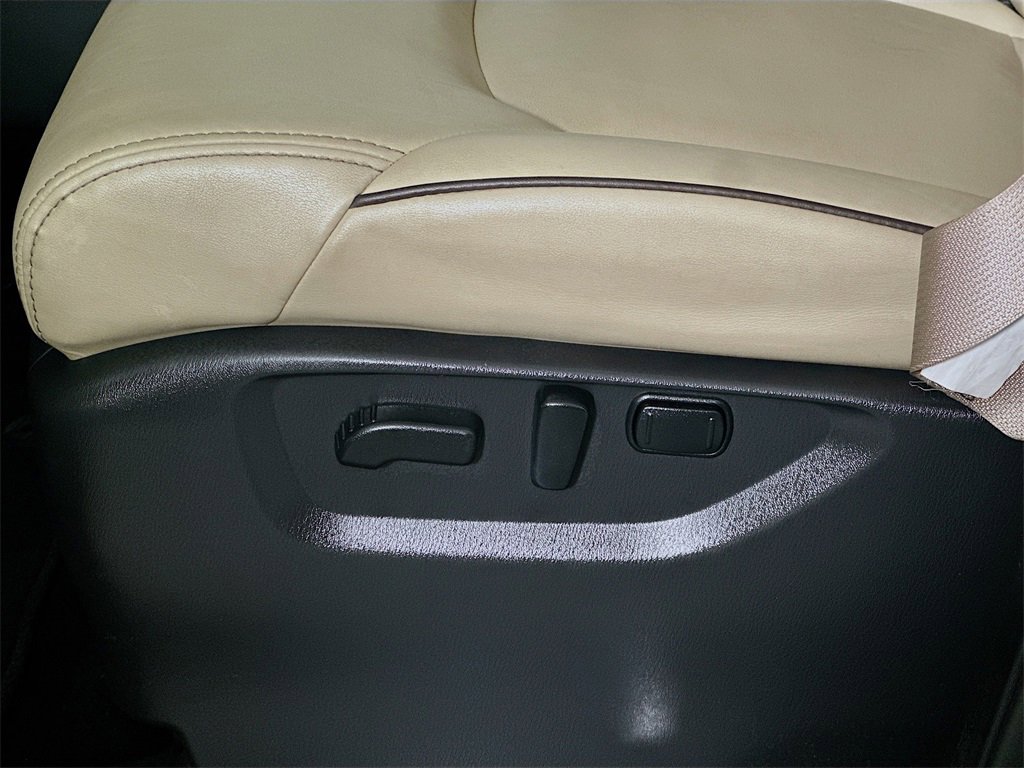 Used 2023 Nissan Armada SV image 22