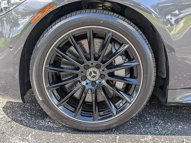 Used 2023 Mercedes-Benz S 500 4MATIC w/ AMG Line image 11