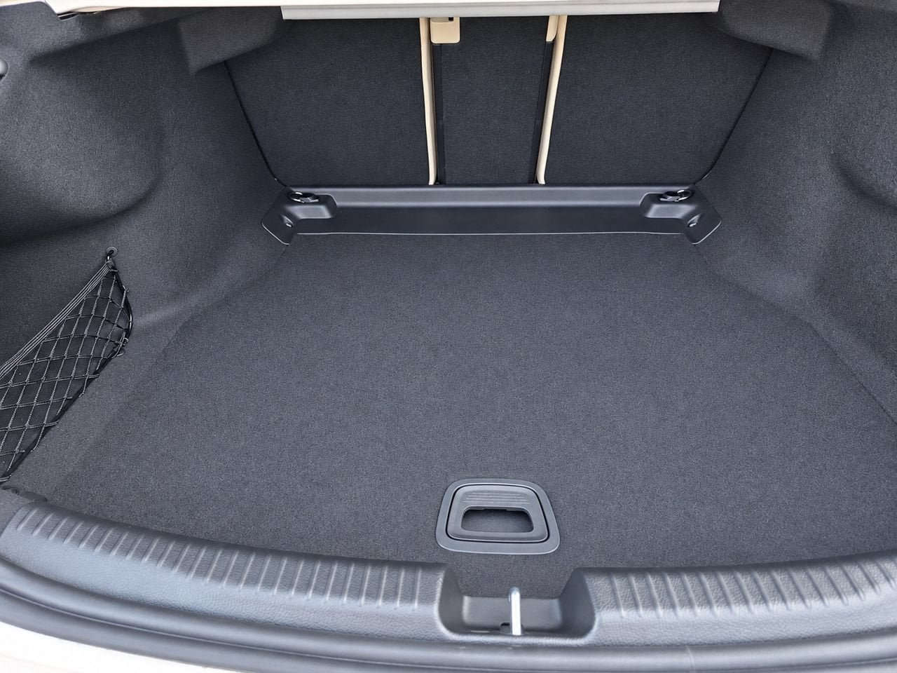 New 2026 Mercedes-Benz C 300 4MATIC Sedan image 13