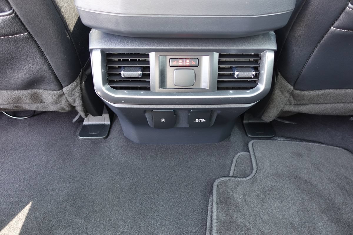 Used 2023 Ford F150 Lariat w/ Equipment Group 502A High AWD/4WD image 42