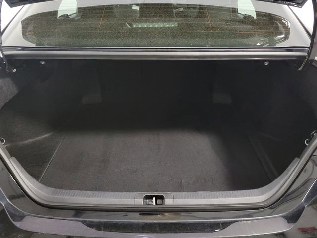 Used 2025 Toyota Camry SE image 26