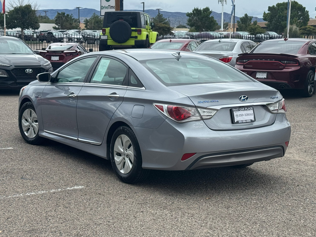 Used 2015 Hyundai Sonata Hybrid image 5