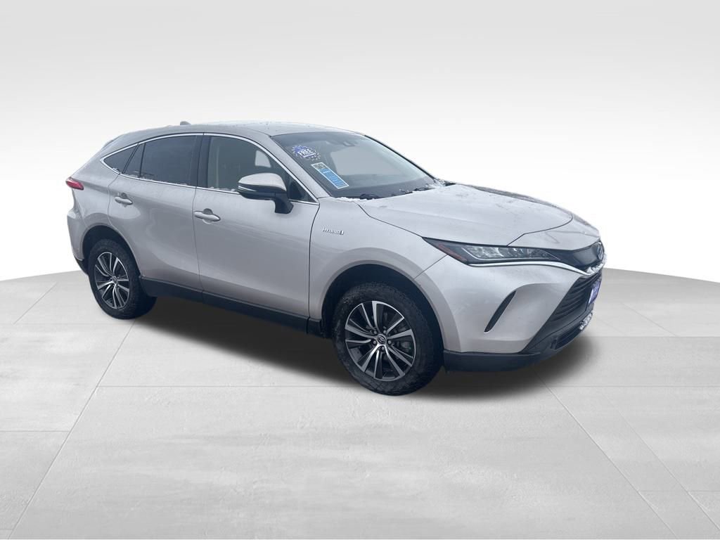 Used 2021 Toyota Venza XLE image 10