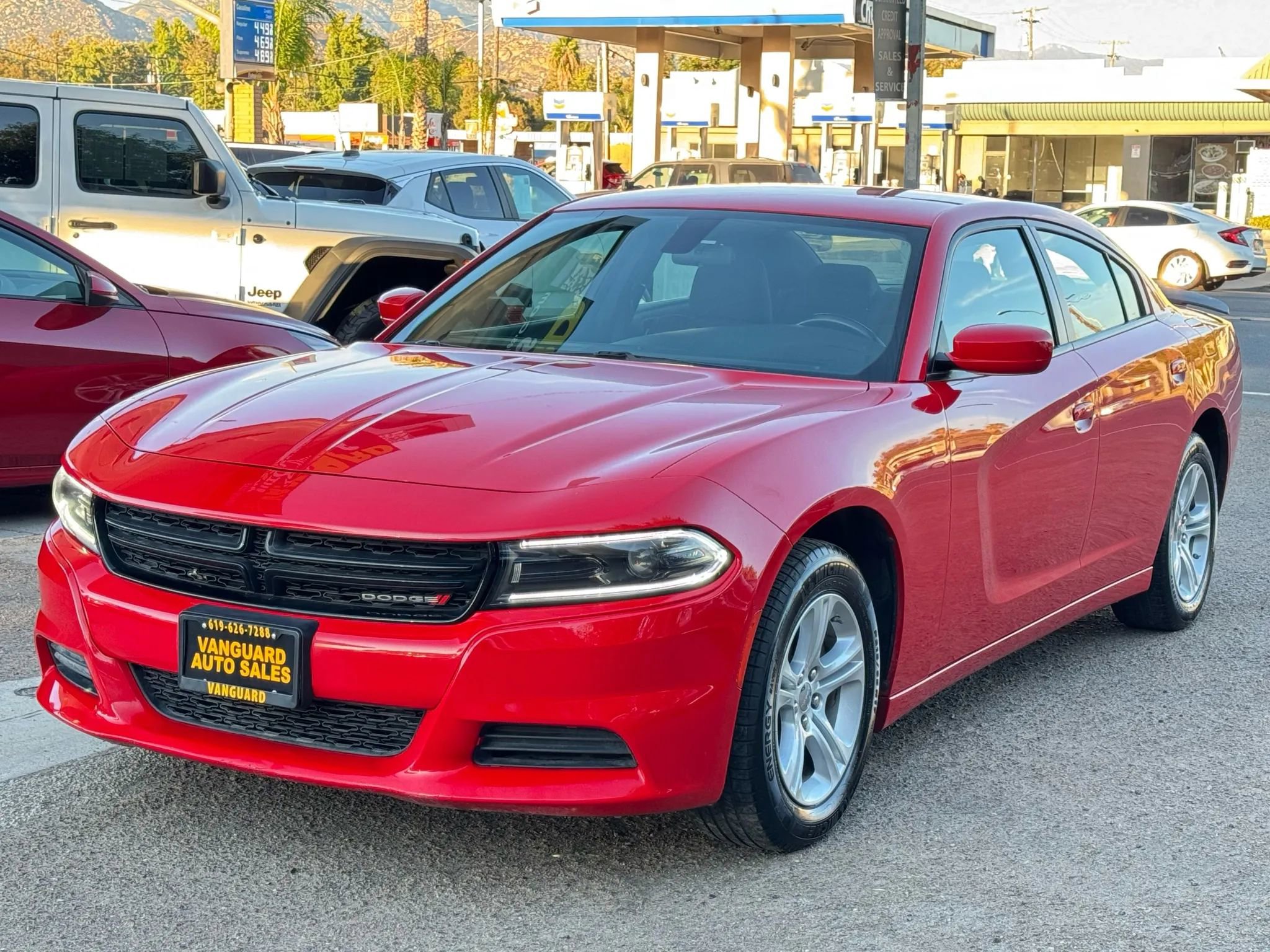 Used 2022 Dodge Charger SXT RWD image 6