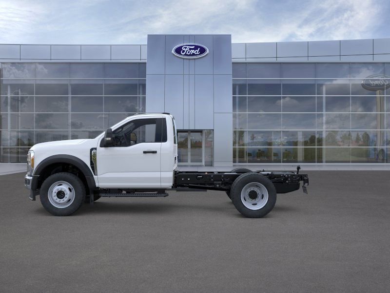 New 2025 Ford F450 XL w/ XL Chrome Package AWD/4WD image 3