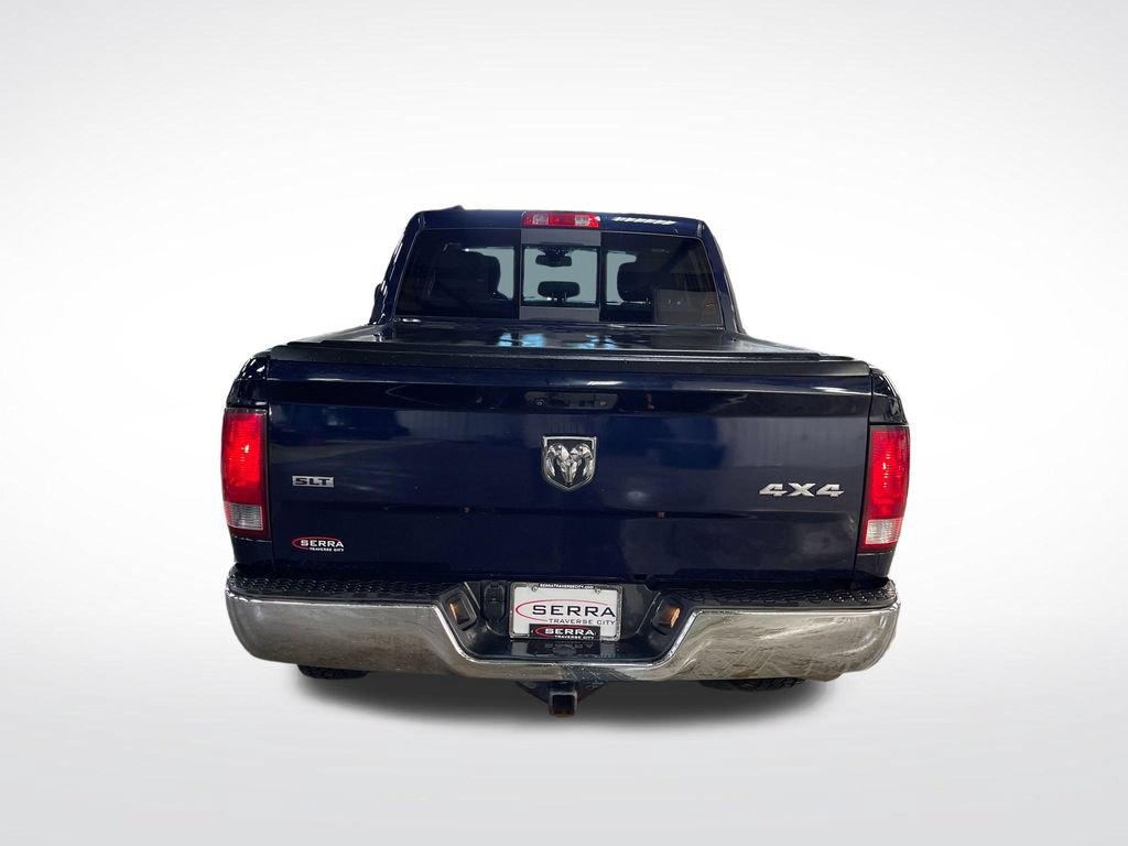 Used 2017 RAM 1500 Classic SLT w/ Luxury Group AWD/4WD image 4
