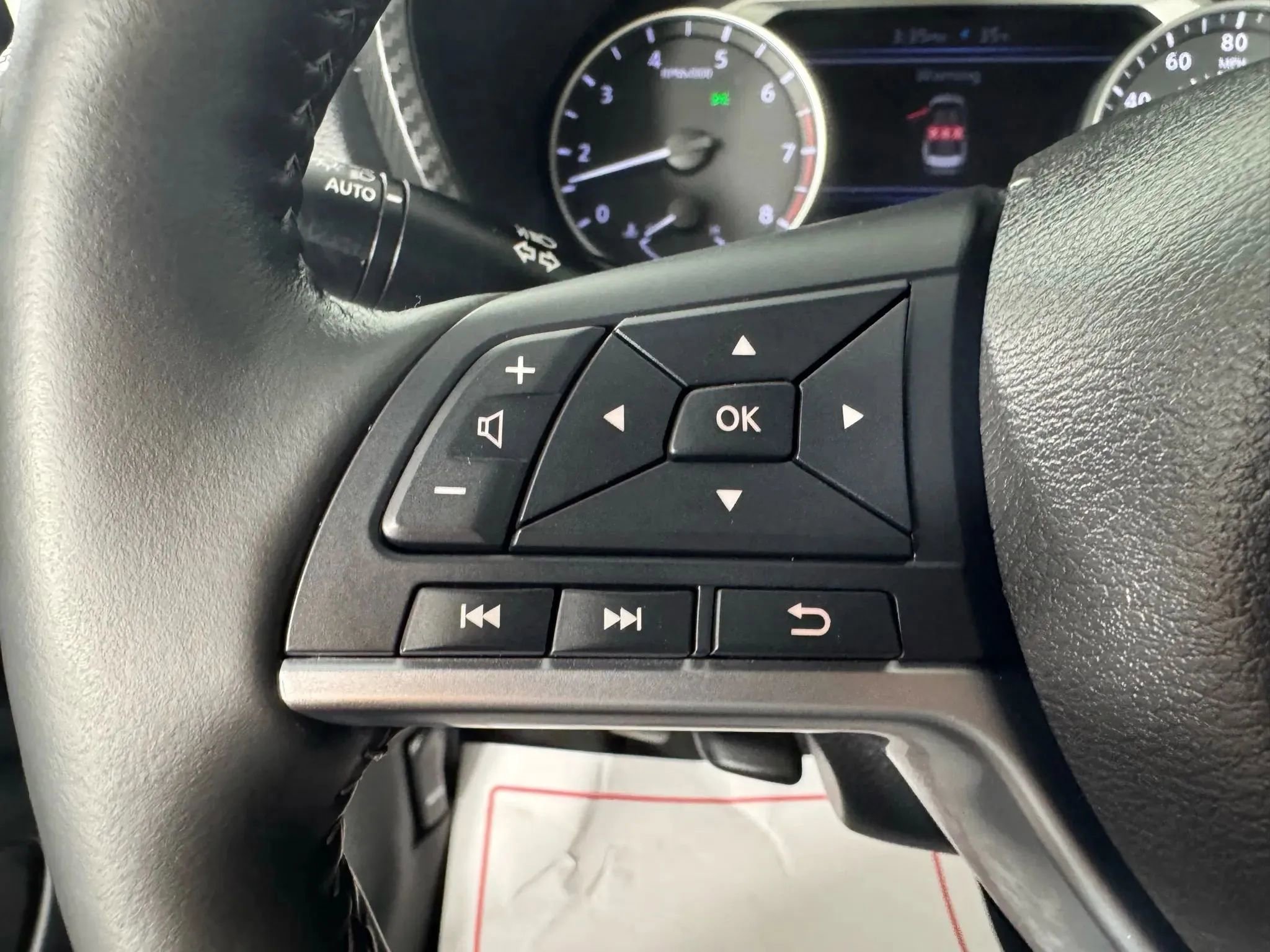 Used 2025 Nissan Sentra SV w/ All-Weather Package image 15