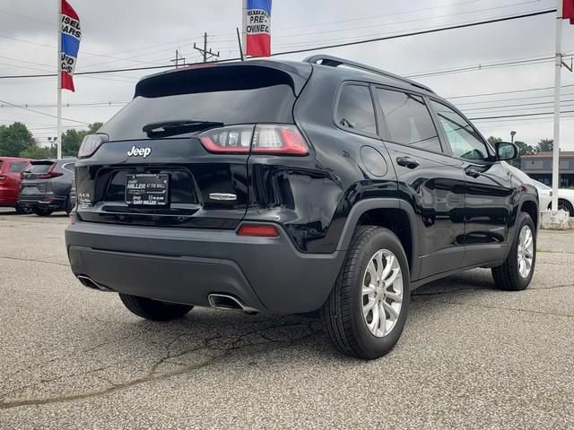 Used 2022 Jeep Cherokee Latitude Lux w/ Sun & Sound Group AWD/4WD image 3