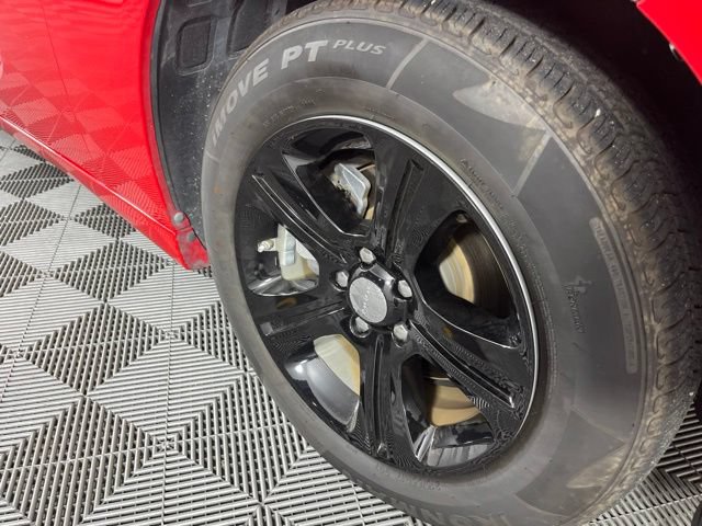 Used 2023 Dodge Charger SXT RWD image 16