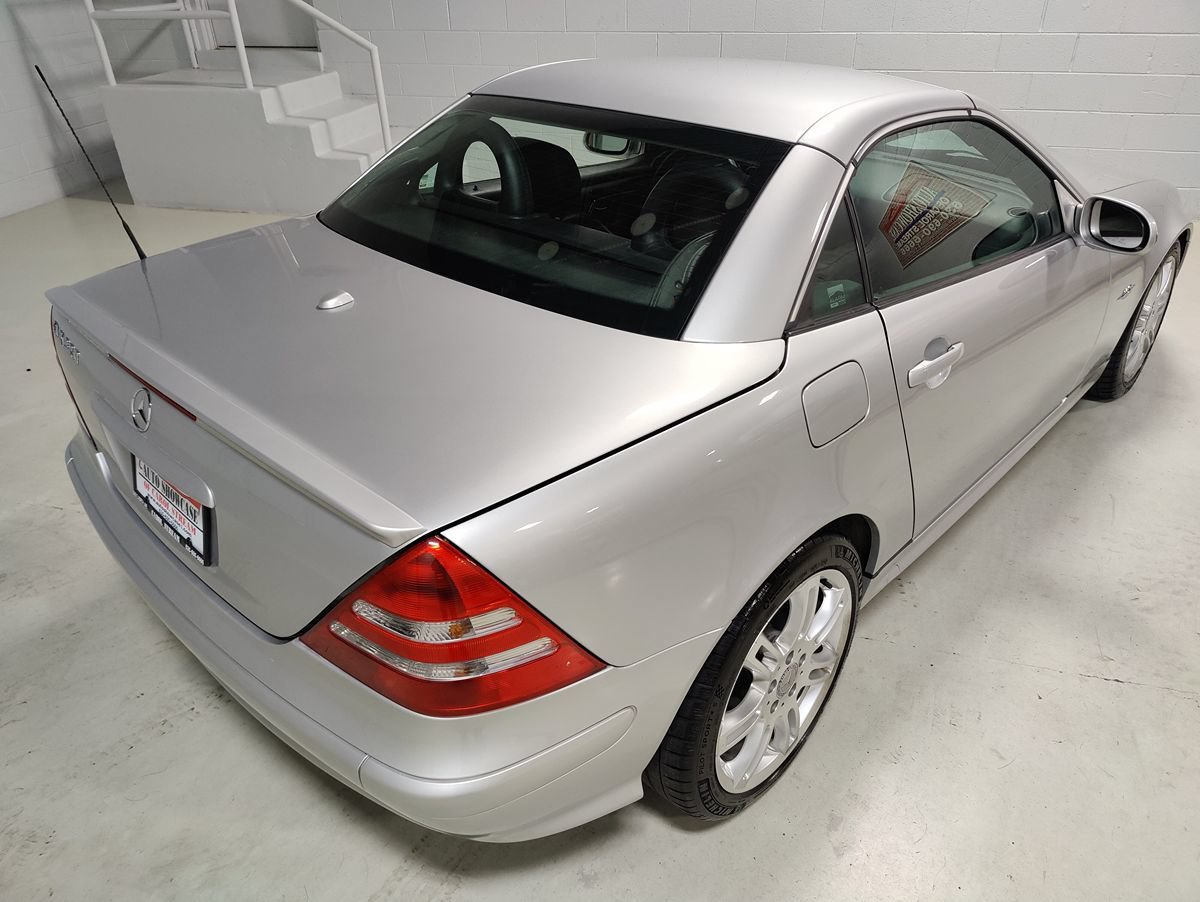 Used 2004 Mercedes-Benz SLK 320 image 5