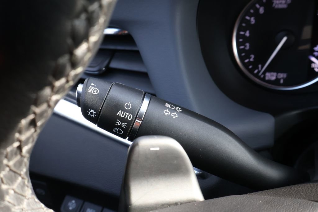 Used 2024 Buick Enclave Premium image 24