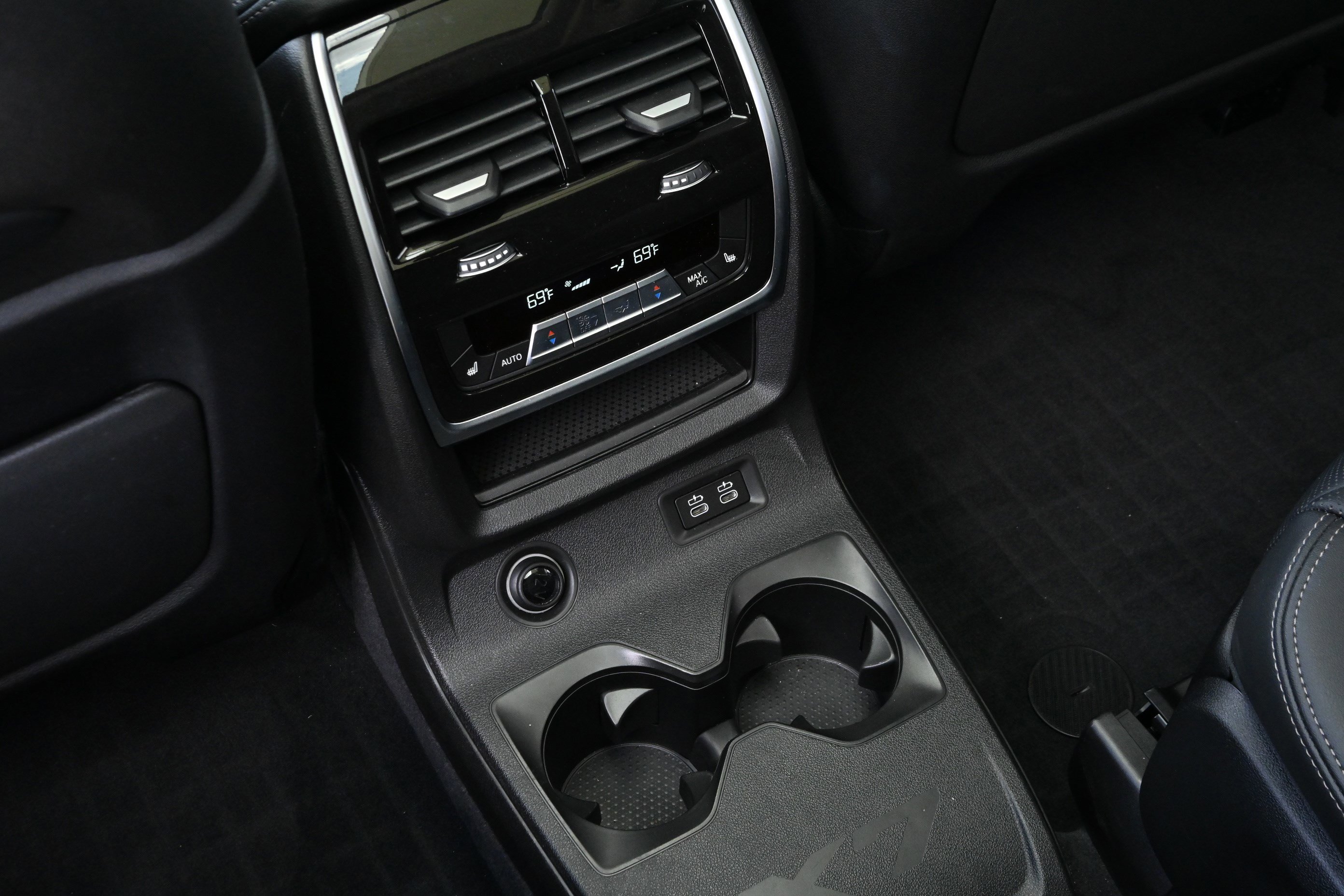 Certified 2024 BMW X7 xDrive40i image 30