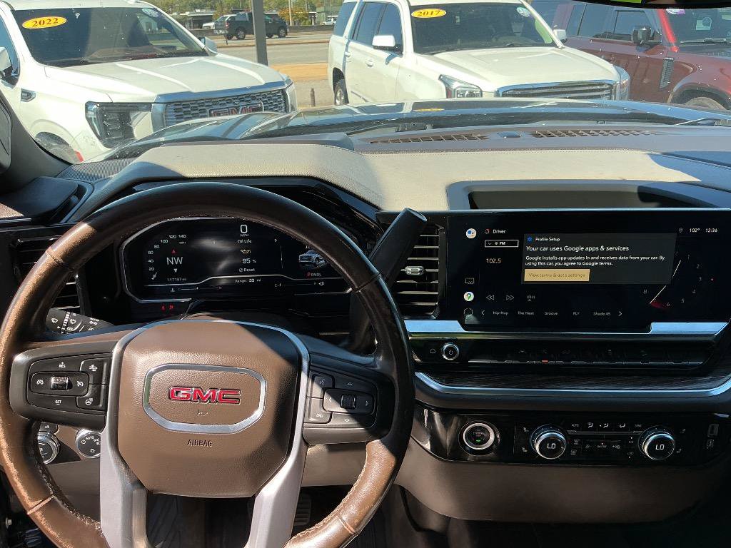 Used 2022 GMC Sierra 1500 SLE w/ X31 Off-Road Package AWD/4WD image 20