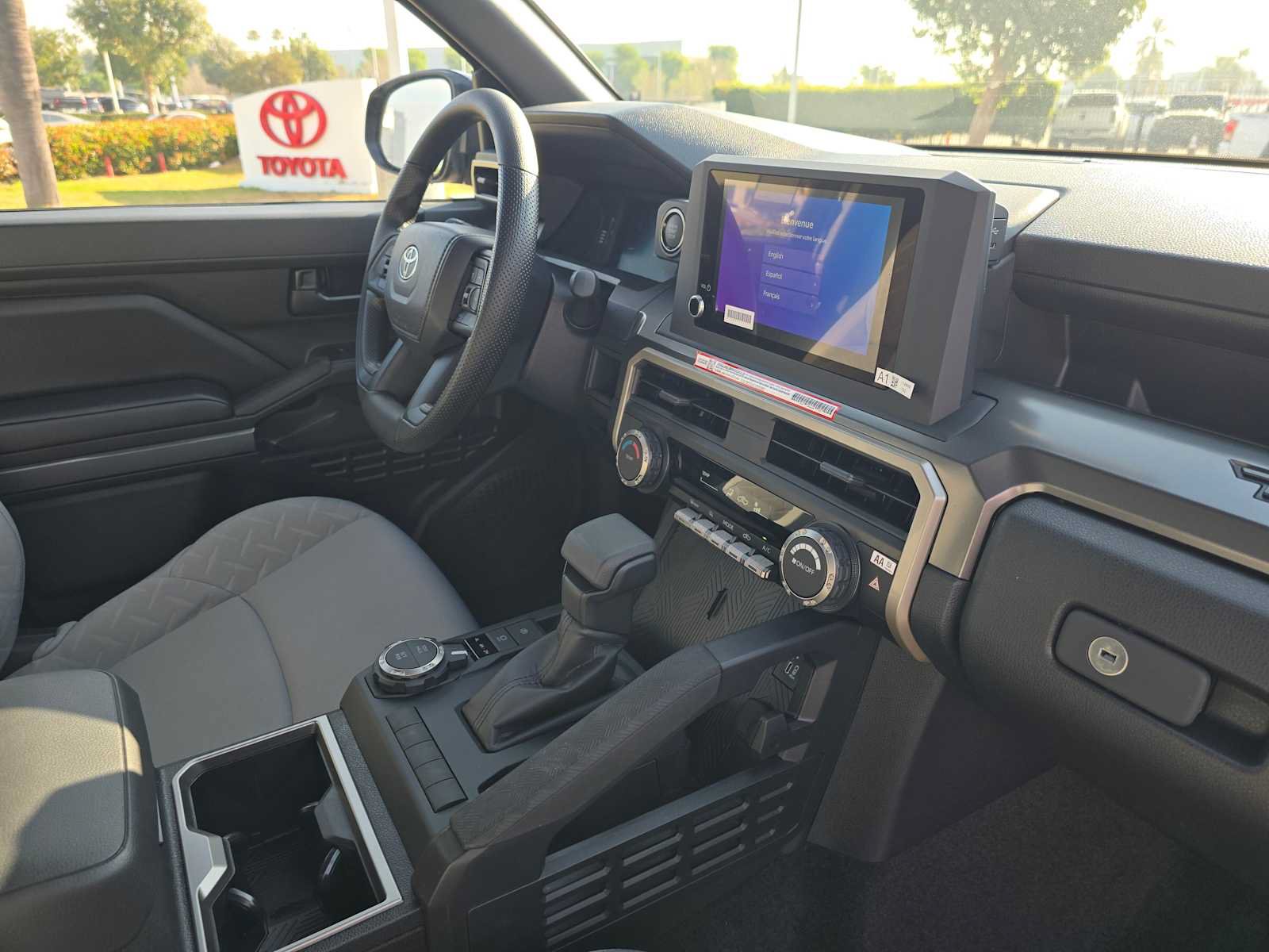 Used 2026 Toyota Tacoma SR5 AWD/4WD image 10