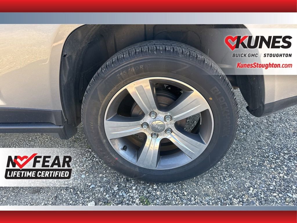 Used 2017 Jeep Compass High Altitude FWD image 18