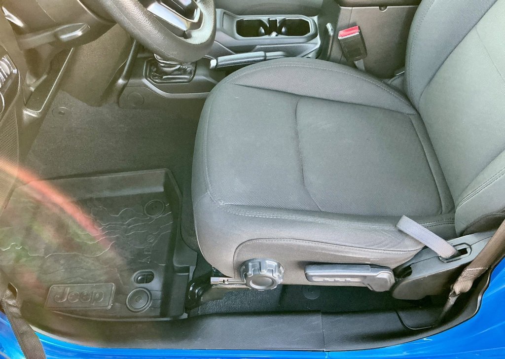 Used 2022 Jeep Wrangler Unlimited Willys image 40