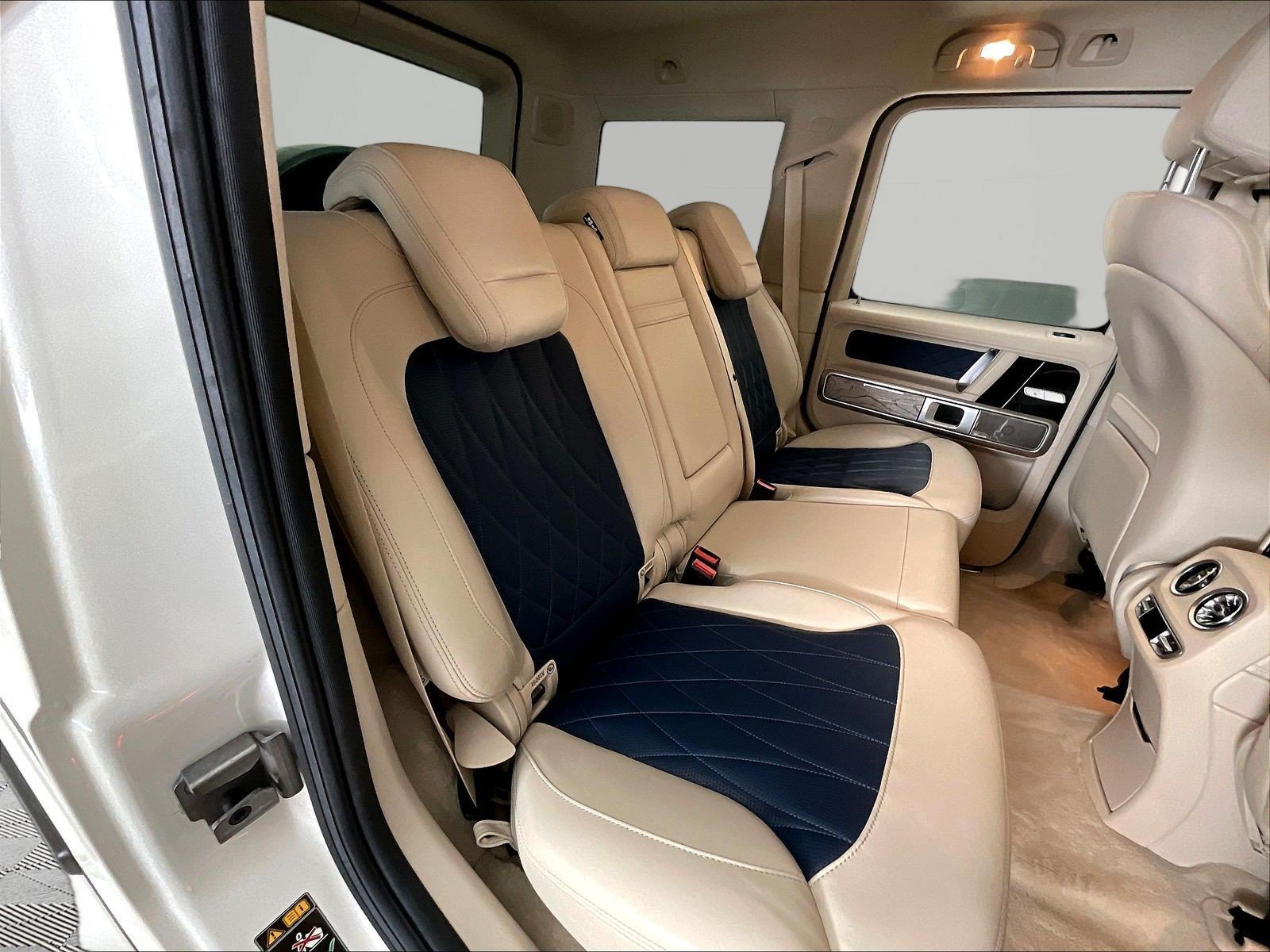 Used 2020 Mercedes-Benz G 550 image 25